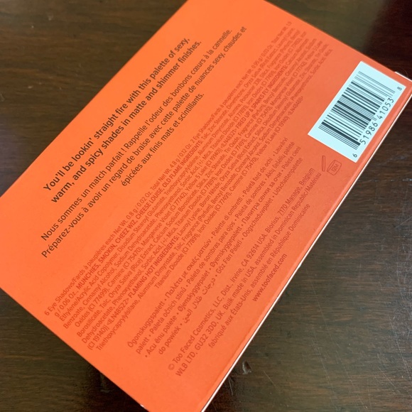 Too Faced Light My Fire Eyeshadow Palette BNIB - Picture 10 of 16